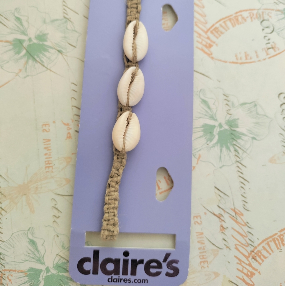 🐚Claire's Seashell Choker